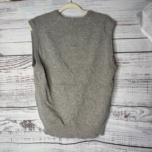 Saks Fifth Avenue 100% Lambswool V Neck Sweater Vest Lg - Picture 3 of 3